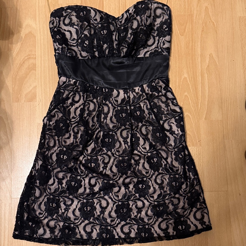 Trixxi Black and Nide Strapless Lace Dress